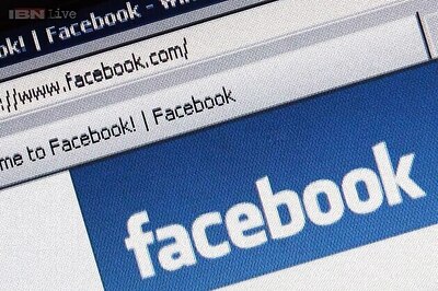 Couples checking Facebook while making love: Study