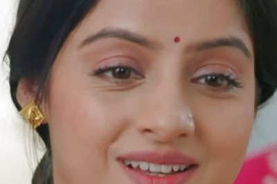 Deepika Singh Impresses Her On-Screen Husband's Friends In Latest Mangal Lakshmi Promo