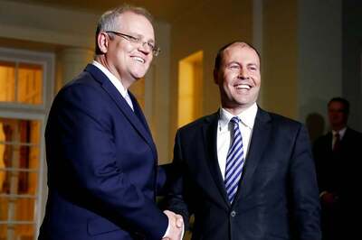 Australian Treasurer Accused of Making Racist Comments towards Hindus