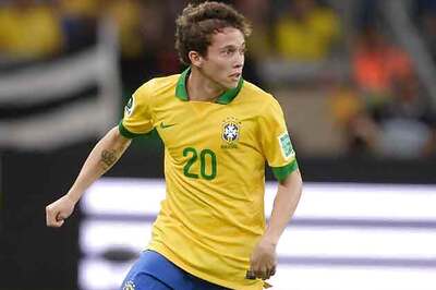 Brazil midfielder Bernard close to Arsenal deal
