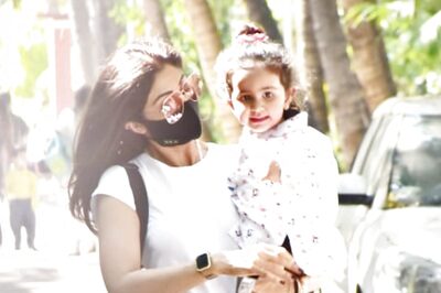 Shilpa Shetty Warns Paparazzi 'Not So Close' As She Picks Samisha From School, Raj Kundra Gives Cameras A Miss