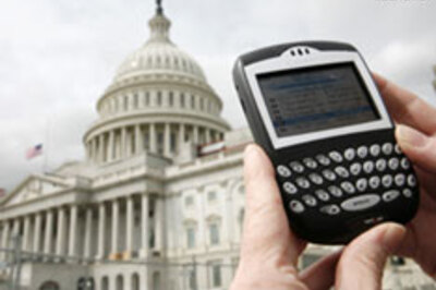 Obama may have to bury his beloved BlackBerry