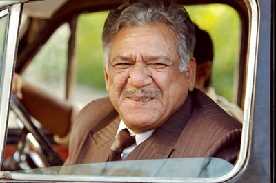 Om Puri Injured While Shooting, Undergoes Minor Operation