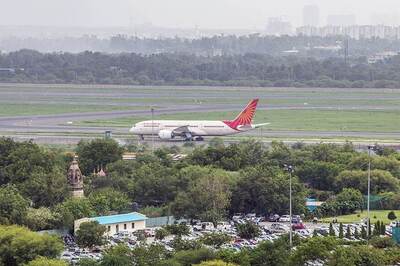 Air India Suspends Three Crew Members for Allowing Employee to Sleep on Flight's Floor