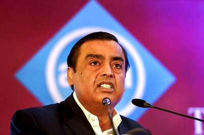 Mukesh Ambani Plans 'Online-to-offline Platform' to Compete with Amazon and Walmart