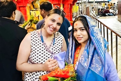 In Pics: Manisha Rani Visits Siddhivinayak Temple Ahead Of Jhalak Dikhhla Jaa 11 Grand Finale