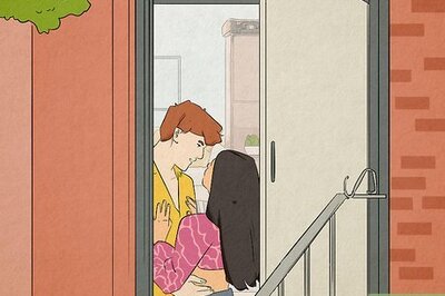 Sneaky Link Relationship: What It Is & What To Do if You’re In One