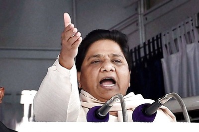 Country is Heading Towards Dictatorship Under BJP: Mayawati