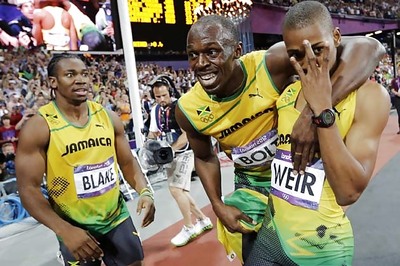 Usain Bolt defends 200m Olympic gold as well