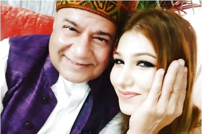 Anup Jalota Searching for a Suitable Match for Rumoured Girlfriend Jasleen Matharu