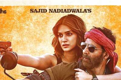 Bachchhan Paandey: Akshay Kumar and Kriti Sanon Flaunt Their Powerful Avatar In Latest Poster