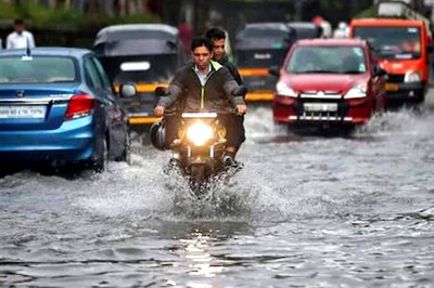 Heavy Rains Lash Mumbai, IMD Issues Alerts Predicting More Showers for Next Two Days