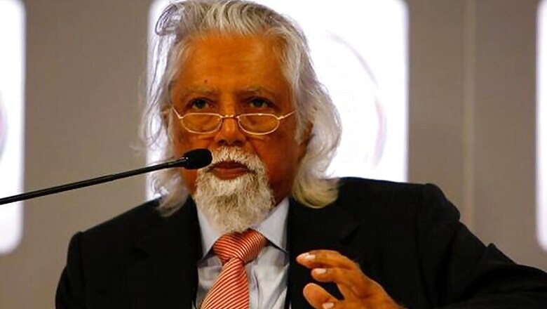 Aveek Sarkar Resigns as Editor of The Telegraph, Anandabazar Patrika