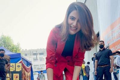Samantha Akkineni Leaves Her Fans Awestruck as she Poses in a Red Pantsuit, See Pic