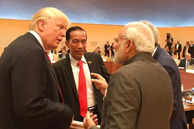 President Donald Trump Walks up to PM Narendra Modi for 'Impromptu Interaction' at G20 Summit