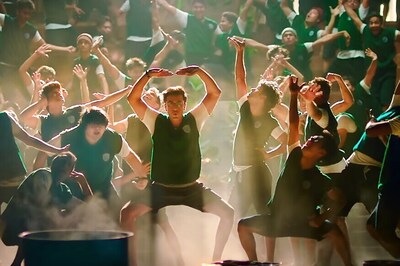 Jagga Jasoos' New Song Galti Se Mistake Is All About Ranbir Kapoor's Moves