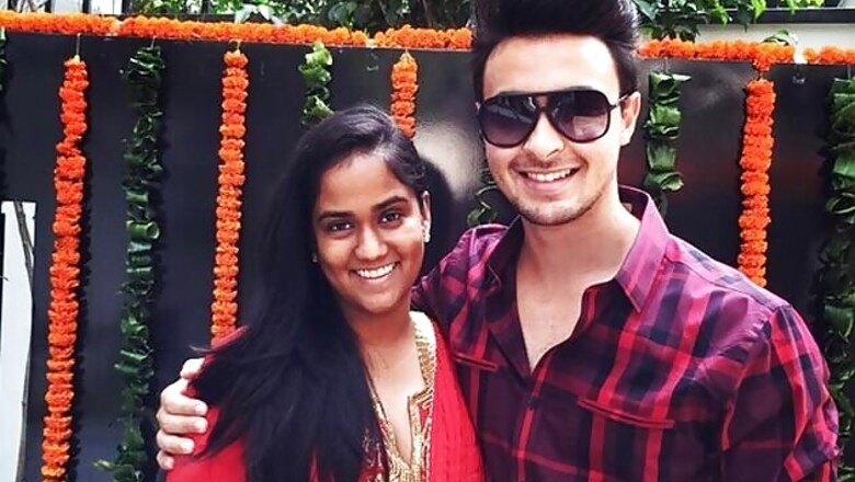 Arpita Khan's mehendi ceremony attended by family and close friends