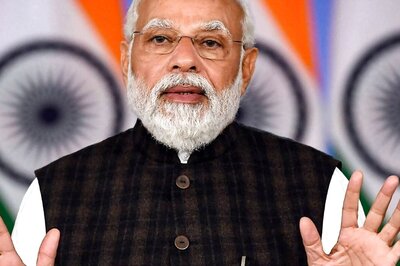 PM Modi Says Poor, Middle Class Benefitted from 'Jan Aushadhi Kendras'; Interacts with Beneficiaries,