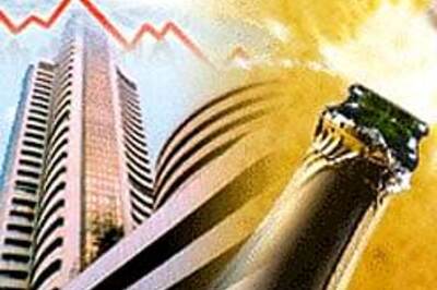 Mkts close weak: IT, pharma stocks slip