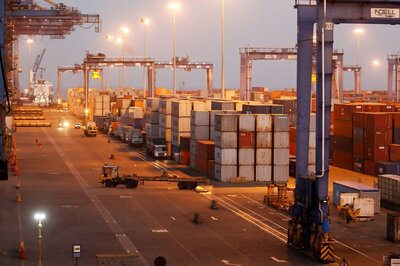 Govt Announces Rs 50 Lakh Compensation for Port Employees in Case of Death Due to Covid-19
