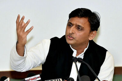 Docs Covering up Japanese Encephalitis Case Figures in Gorakhpur under Pressure by UP Govt: Akhilesh