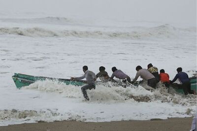 Cyclone Amphan Intensifies Into Severe Cyclonic Storm; Fishermen in Odisha, West Bengal Issued Alert