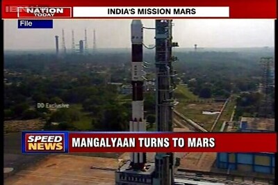 Mars spacecraft to leave Earth's orbit after midnight today