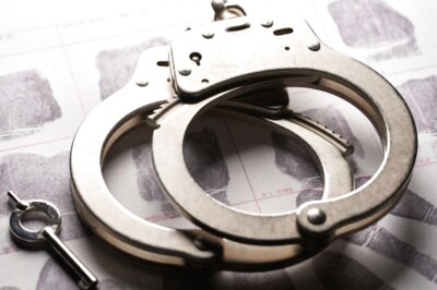 UP Panchayat Elections: Poll Candidate's Supporter Held For Distributing Liquor Among Voters, Cop Suspended For Laxity