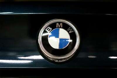 BMW Planning to Establish Electric Car Battery Factory in Thailand