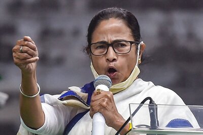 West Bengal Elections 2021: From Sonia Gandhi to Mayawati, Politicians Congratulate Mamata Banerjee on Win