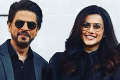 Shah Rukh Khan MIA As Taapsee Pannu Steps Out To Shoot For Dunki in Kashmir; Watch Video