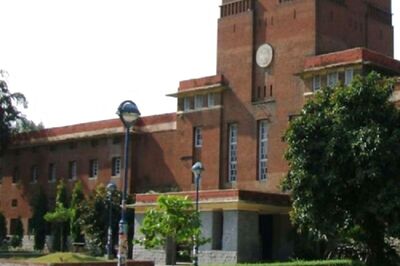 DU Students Claim Mix-up in Question Papers During Exam for School of Open Learning