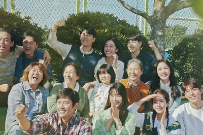 Our Blues Writer Noh Hee-Kyung on Creating Omnibus Format K-Drama: Got Sick and Tired of Only Seeing Male, Female Leads