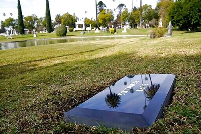 Burt Reynolds' Remains Find Home At Hollywood Cemetery