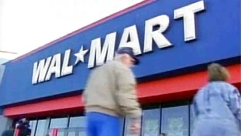 US: Walmart workers threaten to go on nationwide strike on Nov 23