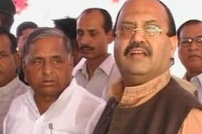 Won't let Amar Singh quit SP, says Mulayam