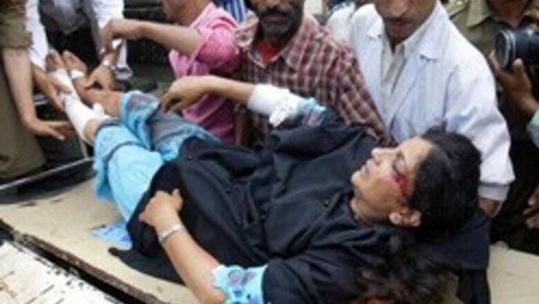 7 injured in Baramulla grenade attack