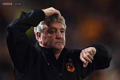 Hull City's Steve Bruce 'due a result' against Manchester United