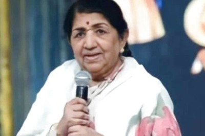 Lata Mangeshkar Death: Tricolour at Half-mast at Embassy of India in US and Indian Pavilion in Dubai Expo