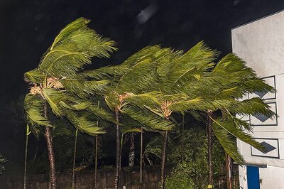 One Dead, Another Missing as Cyclone Sarai Batters Fiji; Holidaymakers Stranded