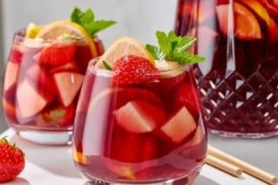 International Wine Day: 9 Wine-Based Cocktails You Can Make At Home