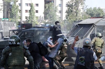 Crisis-wracked Chile Pulls Out as Host of APEC Summit after Street Protests Intensify