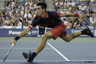 Djokovic reaches 3rd round at U.S. Open