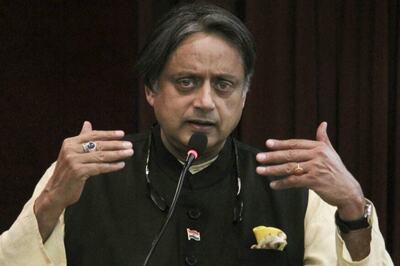 Tharoor Writes to PM, Seeks Rollback of Govt's Decision to Suspend MPLAD Funds