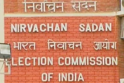 Beni Prasad Verma, Vinay Katiyar to reply to EC notice today