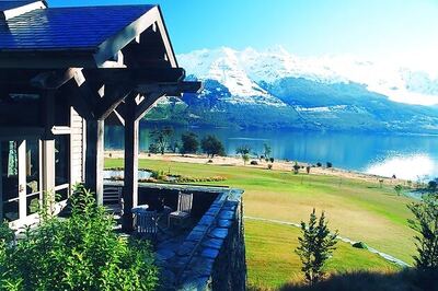 Dhoni to honeymoon in New Zealand?