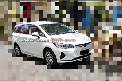 BYD e6 Electric Car Spotted Testing Without Camouflage Ahead of India Launch