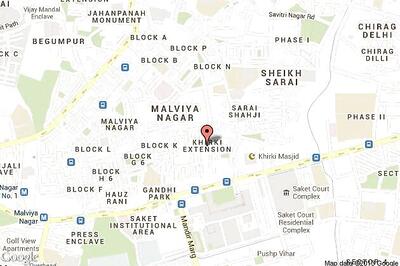 Two unidentified assailants murder a widow insider her own house