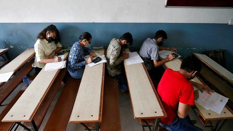 Odisha to Provide Free Transport and Lodging for JEE Candidates amid Pandemic and Flood Situation