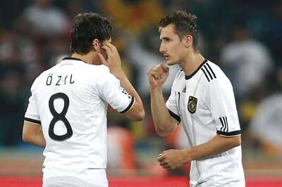 Injuries rule out Klose, Ozil for Netherlands friendly